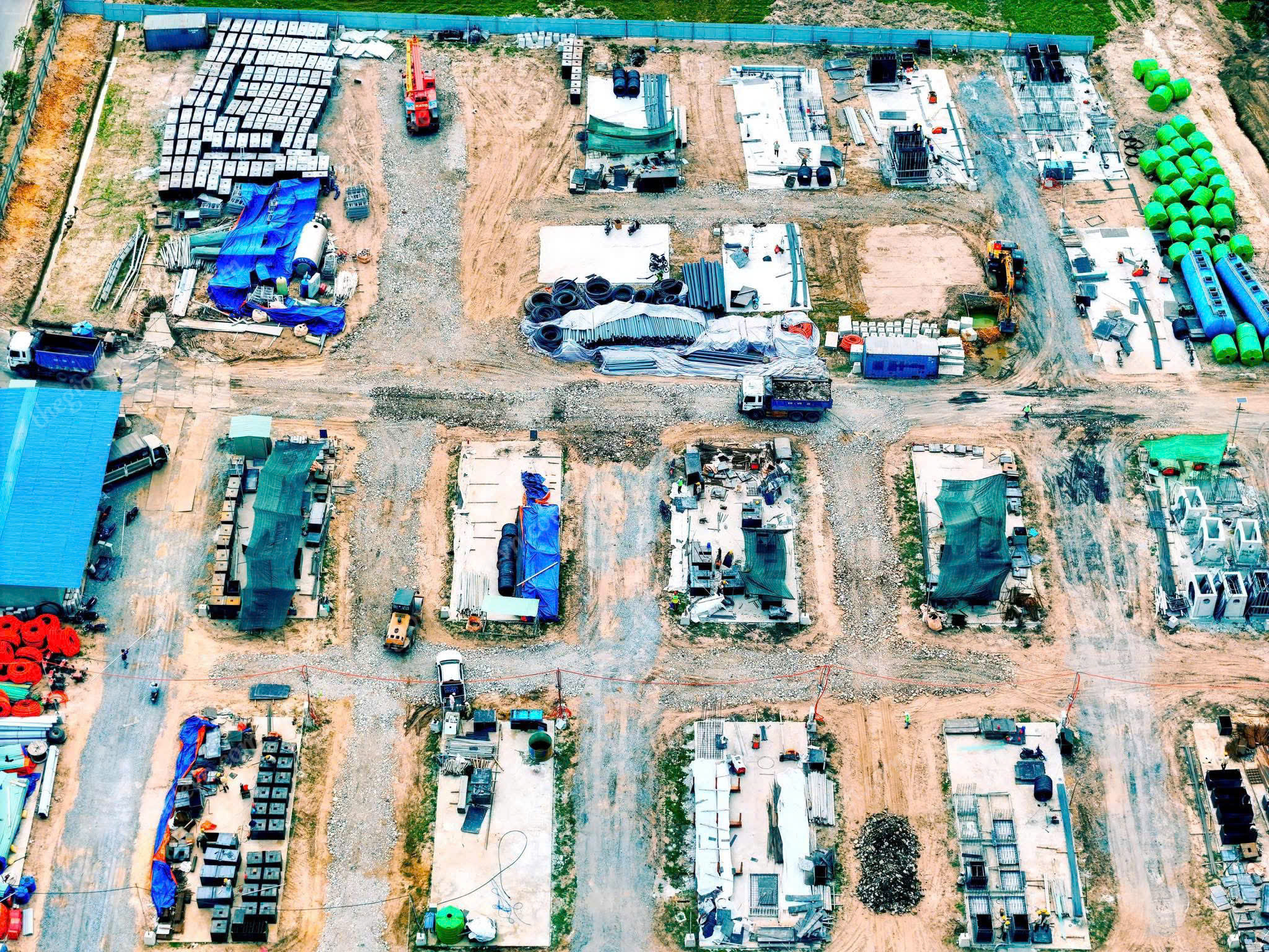 Tiến độ Vinhomes Green City (15)