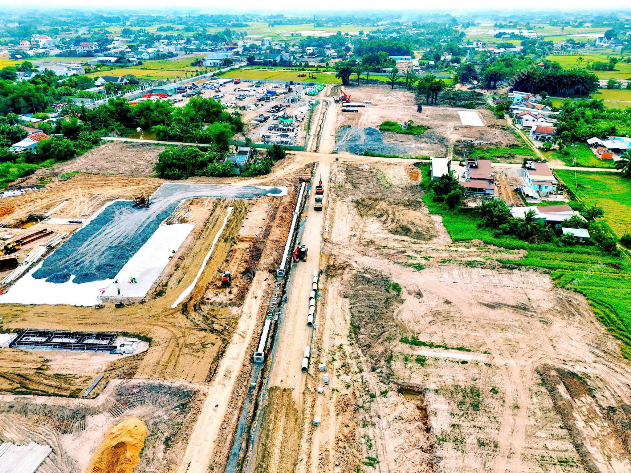 Tiến độ Vinhomes Green City (7)